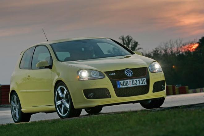 Volkswagen Golf GTI Pirelli