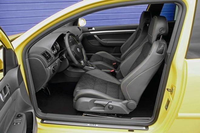 Volkswagen Golf GTI Pirelli