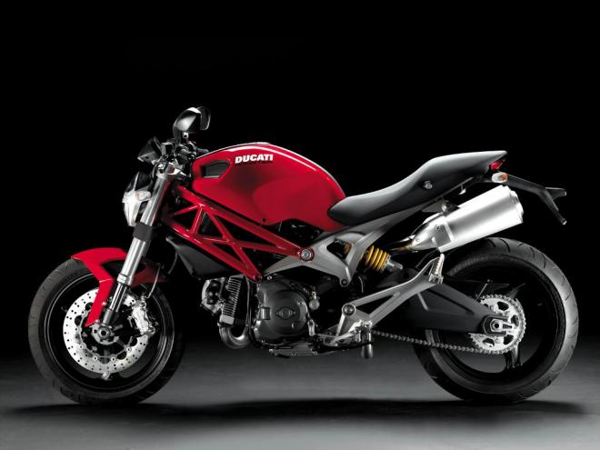 Ducati Monster 696