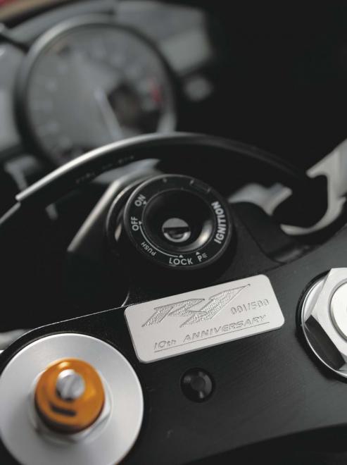 Yamaha R1 10th Anniversary