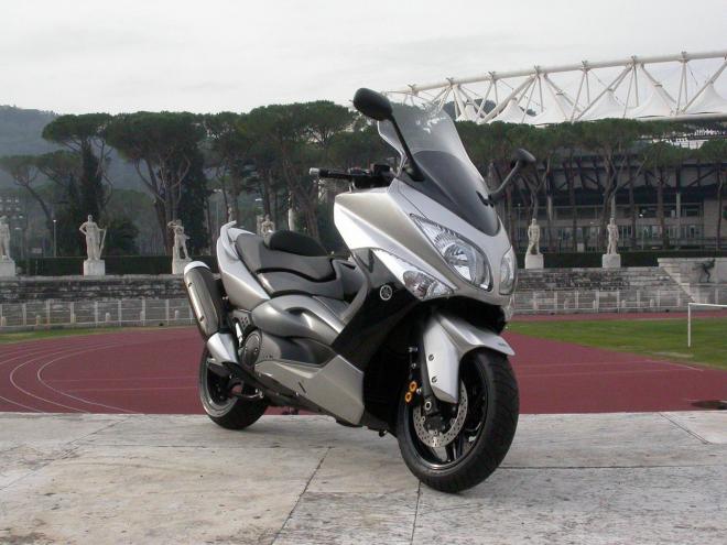 Yamaha TMax