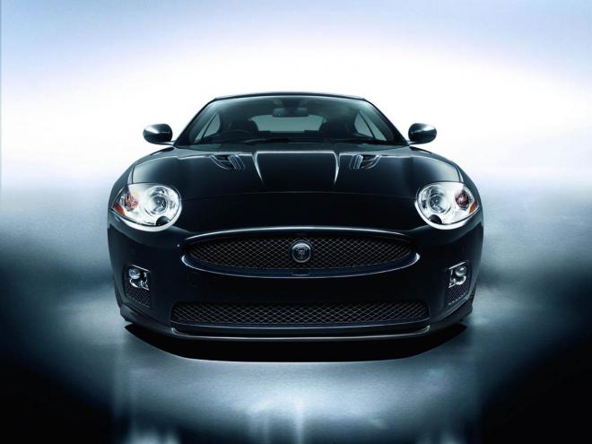 Jaguar XKR-S 