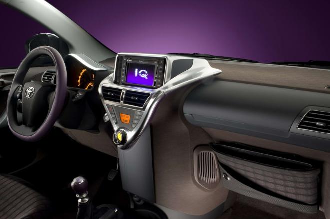 Toyota iQ