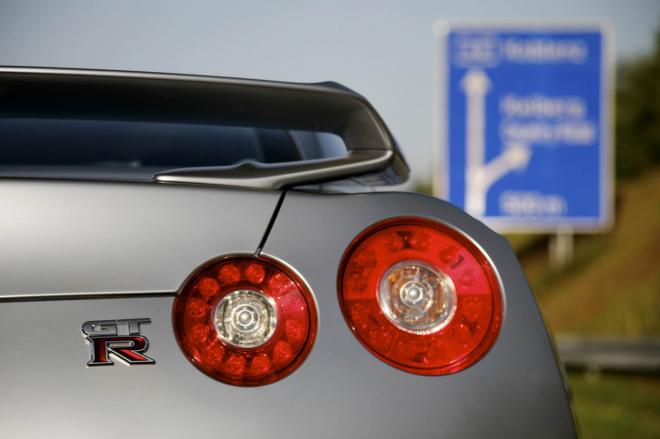 Nissan GT-R