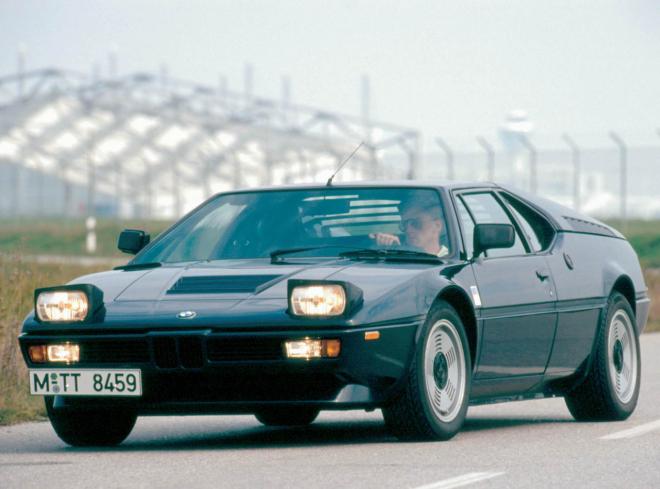 BMW M1 compie 30 anni