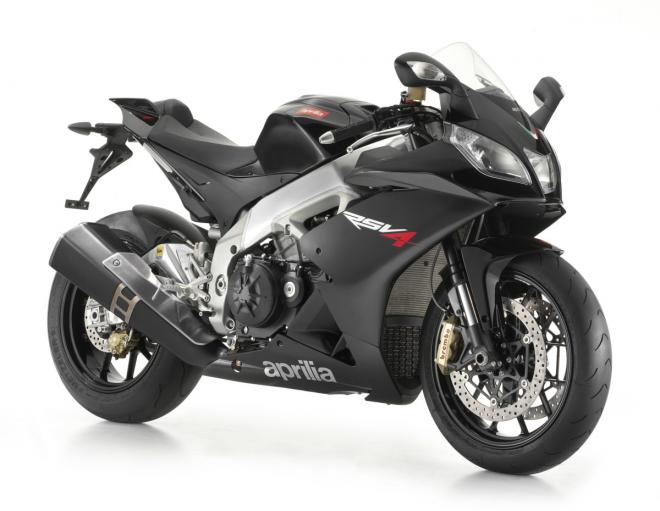 Aprilia RSV4R - Test ride
