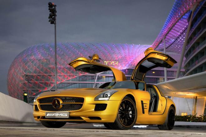 Mercedes SLS AMG
