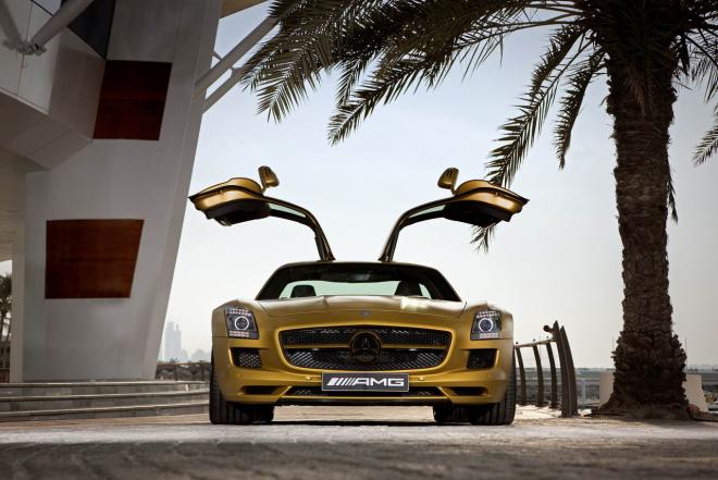 Mercedes SLS AMG