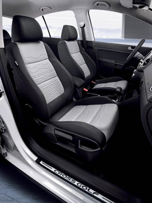 volkswagen Cross Golf