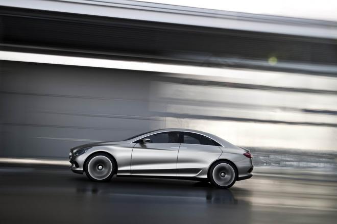 Mercedes F 800 Style