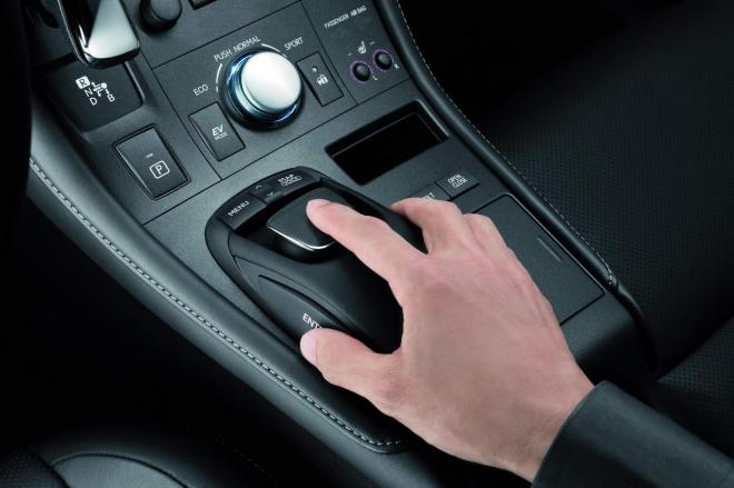 Lexus CT 200h