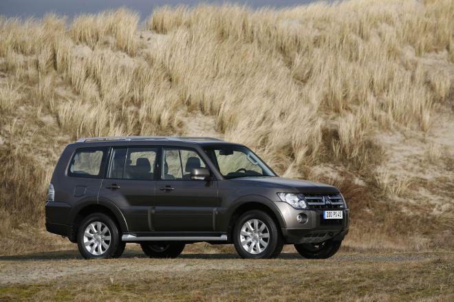 Mitsubishi Pajero MY2010
