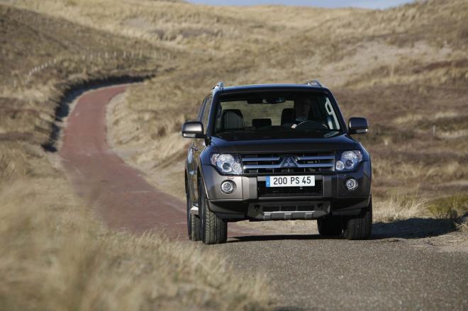 Mitsubishi Pajero MY2010
