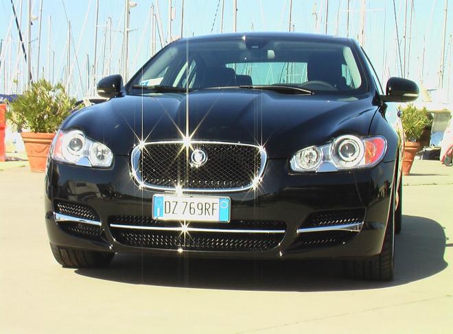  Jaguar XF Stealth Edition