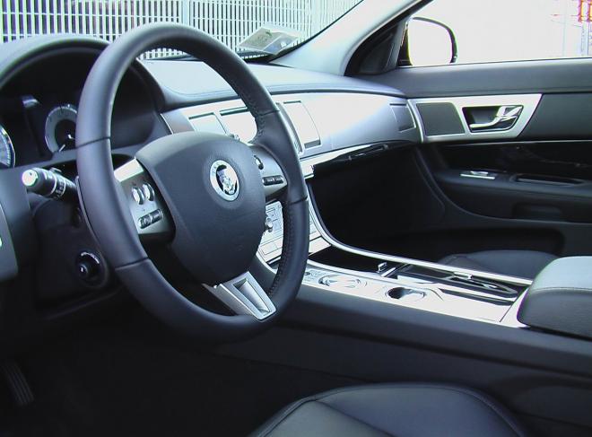  Jaguar XF Stealth Edition
