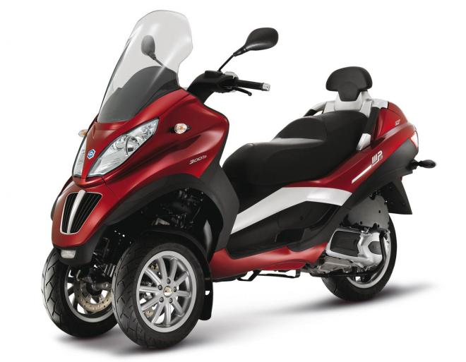 Piaggio MP3 300