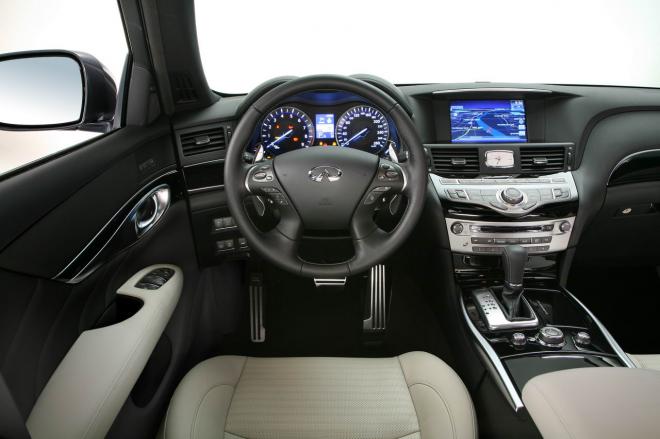 Infiniti M37