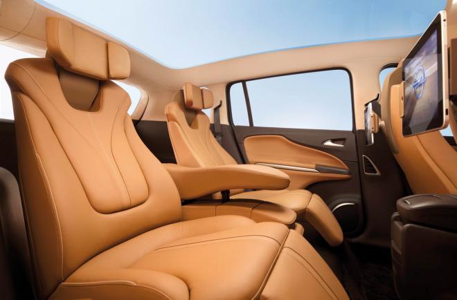Opel Zafira Tourer Concept