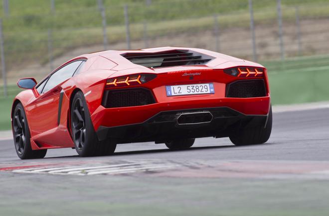 Lamborghini Aventador - Vallellunga