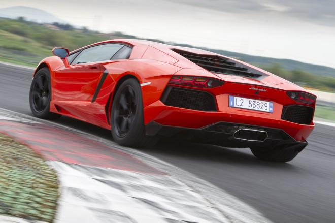 Lamborghini Aventador - Vallellunga