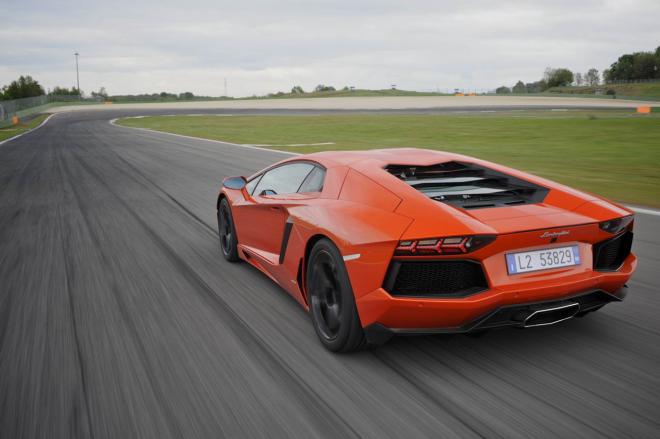 Lamborghini Aventador - Vallellunga