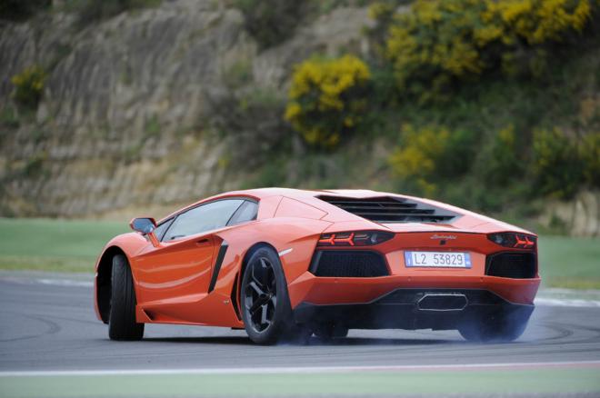 Lamborghini Aventador - Vallellunga