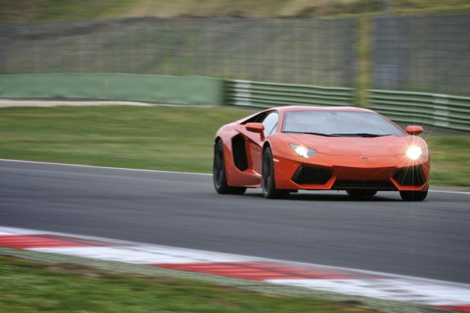 Lamborghini Aventador - Vallellunga
