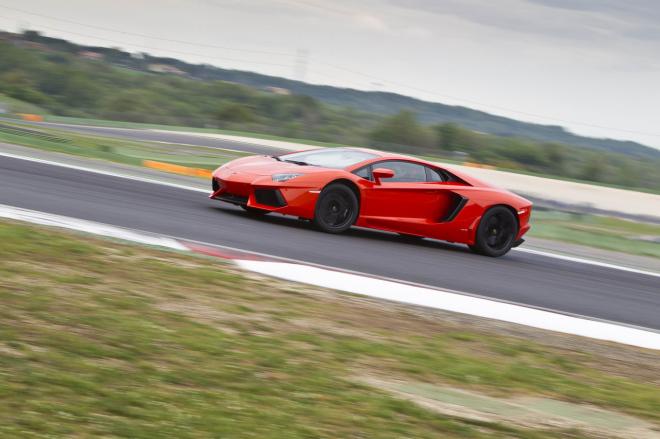 Lamborghini Aventador - Vallellunga
