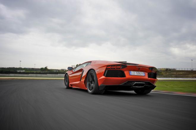 Lamborghini Aventador - Vallellunga