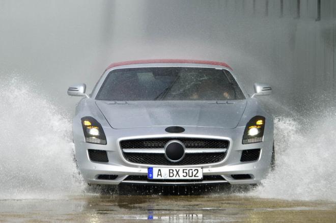 Mercedes SLS AMG Roadster