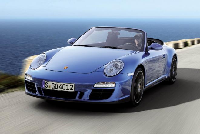Porsche 911 Carrera 4 GTS Cabriolet