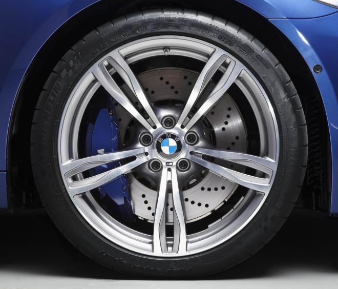 BMW M5 2012