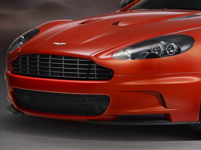 Aston Martin DBS Carbon Edition