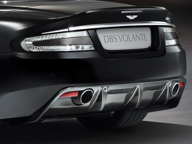 Aston Martin DBS Carbon Edition