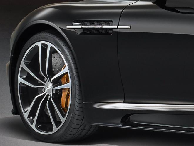 Aston Martin DBS Carbon Edition