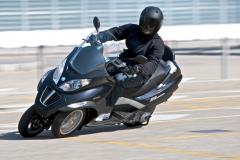 Piaggio MP3 300