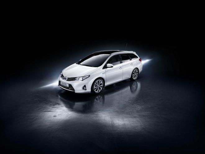 Toyota Auris Touring Sports
