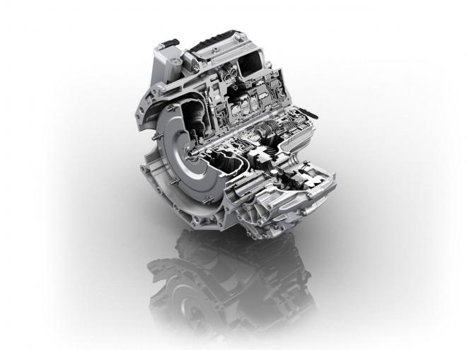Land Rover presenta trasmissione 9 marce