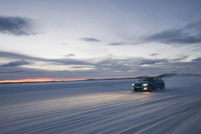 Seat Leon SC al Circolo Polare Artico