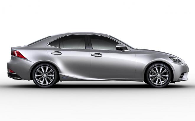 Lexus is300h