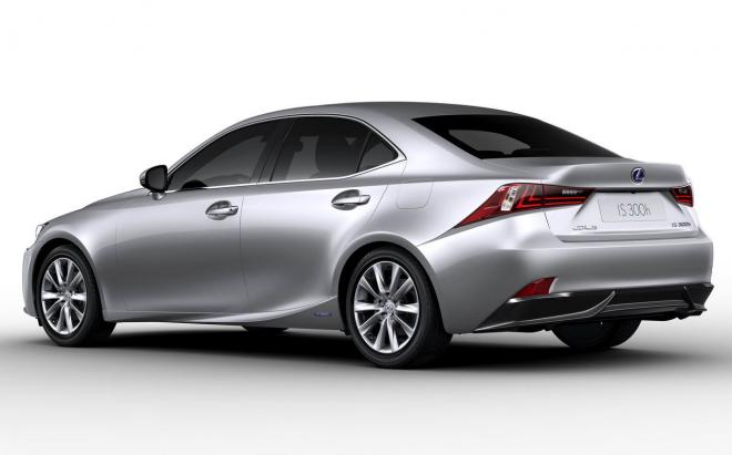 Lexus is300h