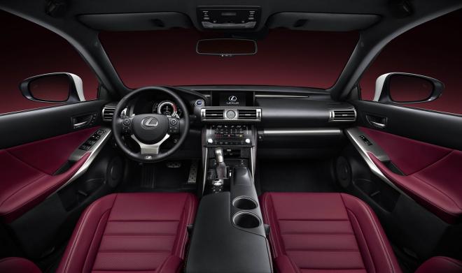 Lexus is300h