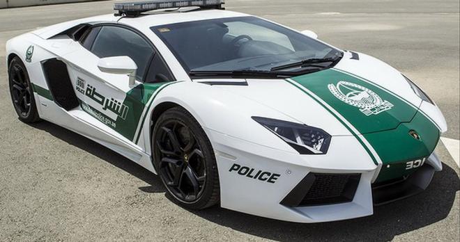 Lamborghini Aventador per la Polizia di Dubai