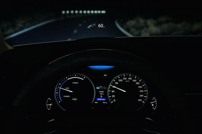 Lexus GS 300h Hybrid