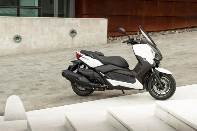 Yamaha X-Max 400