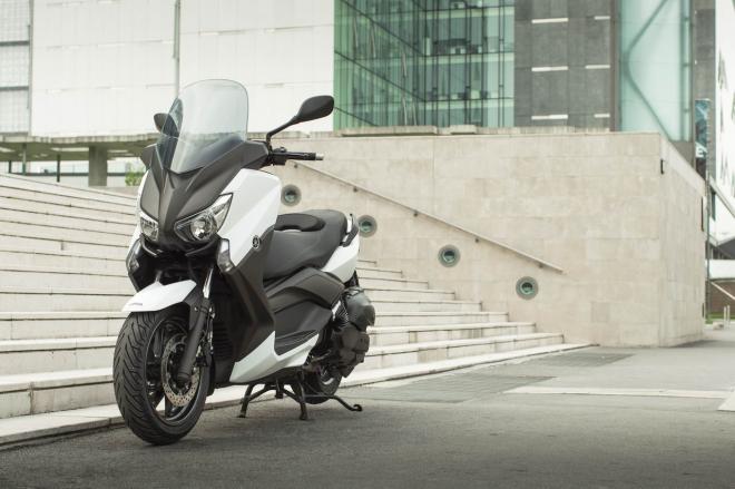 Yamaha X-Max 400