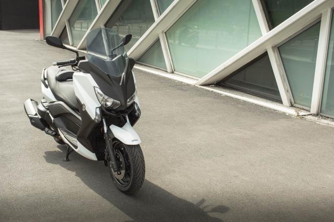 Yamaha X-Max 400