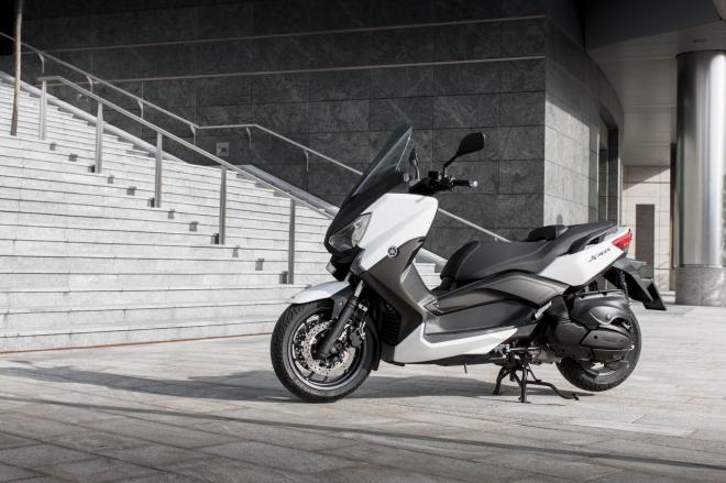 Yamaha X-Max 400