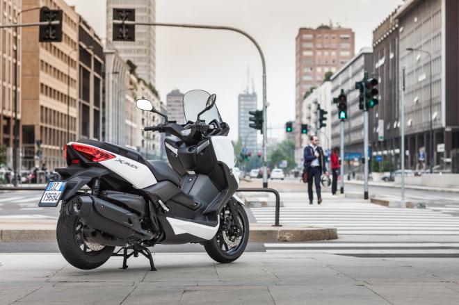 Yamaha X-Max 400