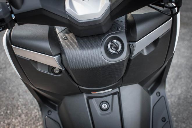 Yamaha X-Max 400